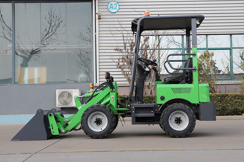 الجرافة ذات العجلات المدمجة