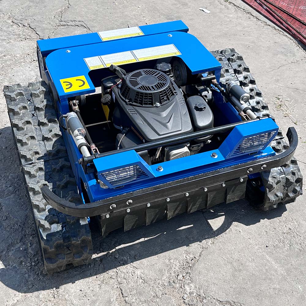 جزازة العشب ذاتية الدفع