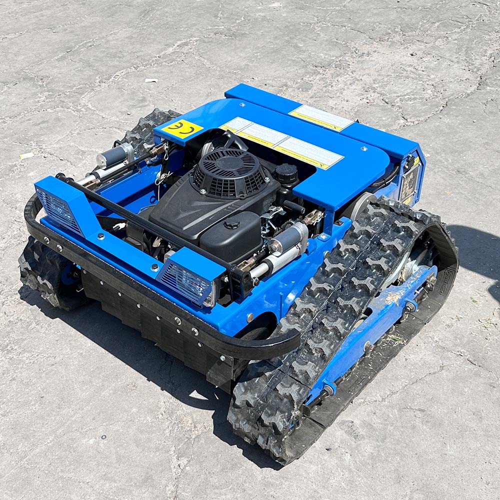 جزازة العشب ذاتية الدفع