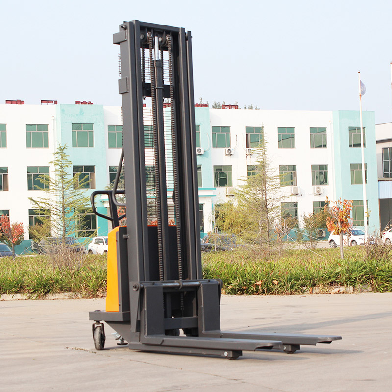 المعبئات الكهربائية