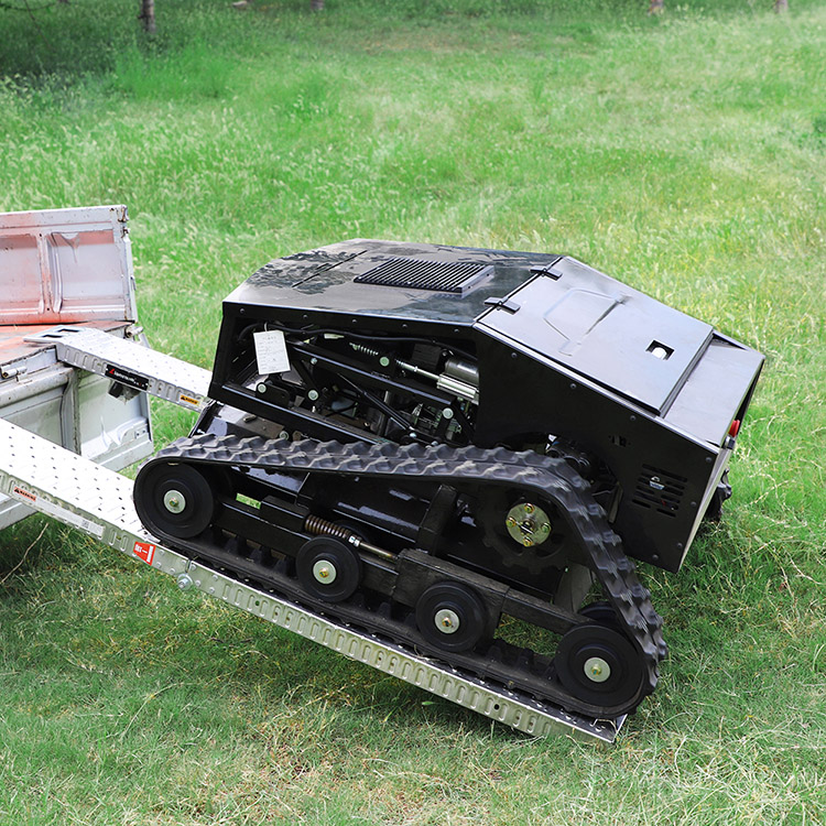 جزازة العشب التي تعمل بالبنزين