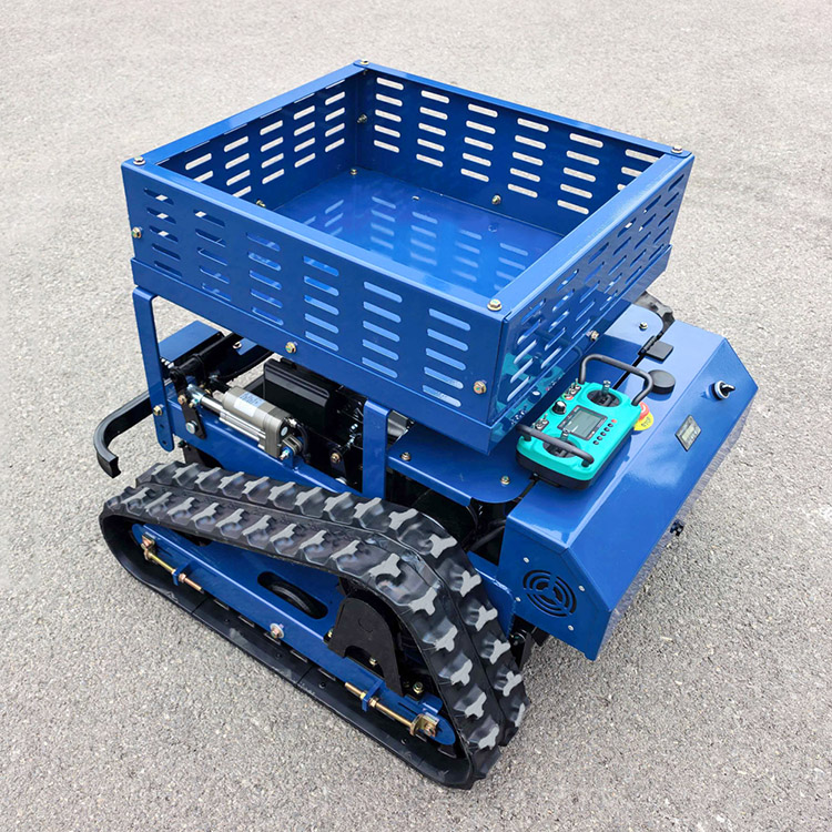 جزازة عشب تعمل بجهاز تحكم عن بعد