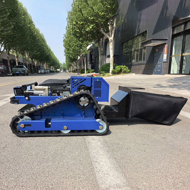 ماكينة العشب